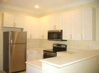 11432 Blue Violet Ln, Royal Palm Beach, FL 33411