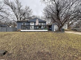 1404 Kirkwood Blvd, Davenport, IA 52803