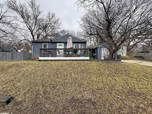 1404 Kirkwood Blvd, Davenport, IA 52803