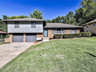 8812 E 62nd St, Raytown, MO, 64133