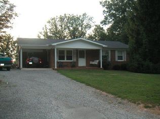 64 Medical Cir, Spencer, TN 38585