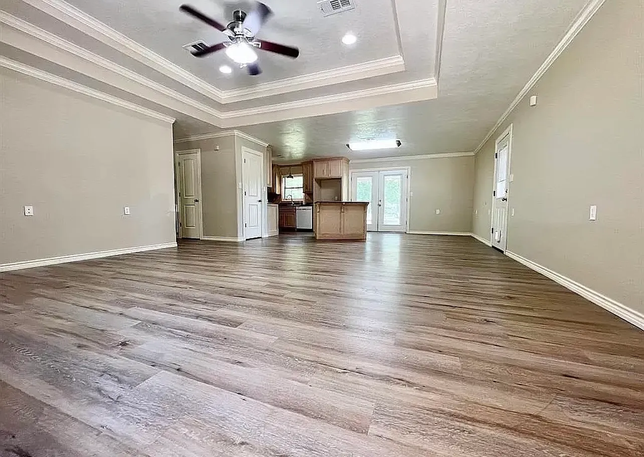 Terry Rd, Vidor — Photo 1