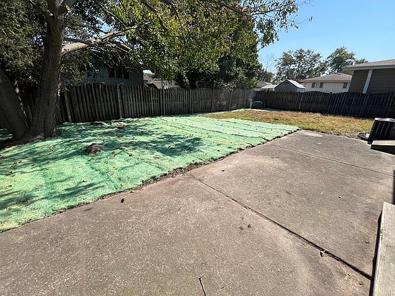 2nd image of 17241 Langley Ave
