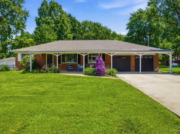 3722 Maplewood Dr, Amelia, OH 45102