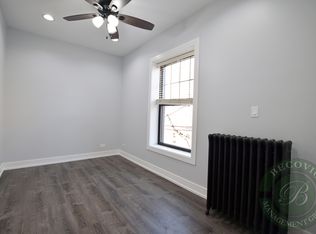 6115 N Winthrop Ave #2, Chicago, IL 60660