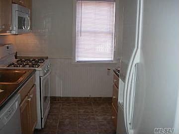 2nd image of 5 Midland St