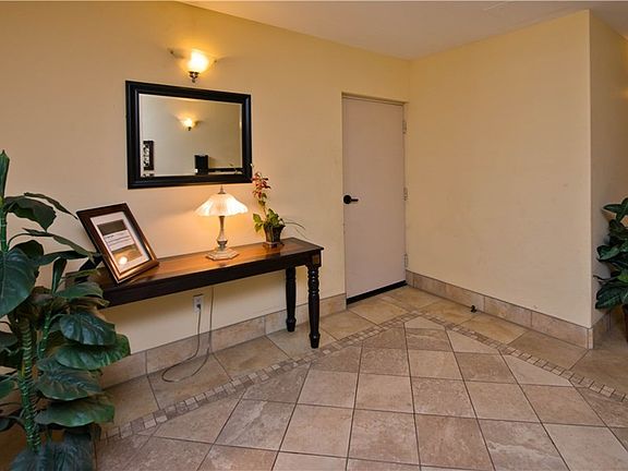 3rd image of 13935 Burbank Blvd APT 104