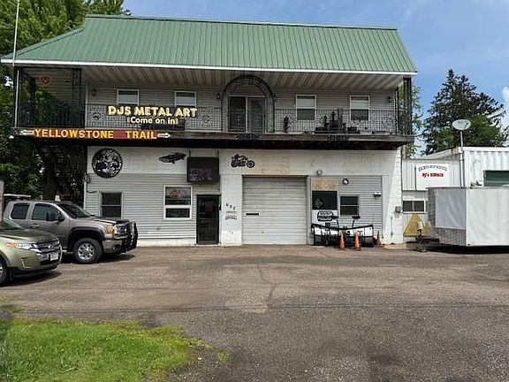 3rd image of 602 E Mill Street