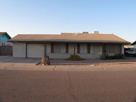2nd image of 684 E Laredo St
