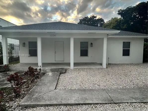 1724 NW 1st Pl, Miami, FL 33136