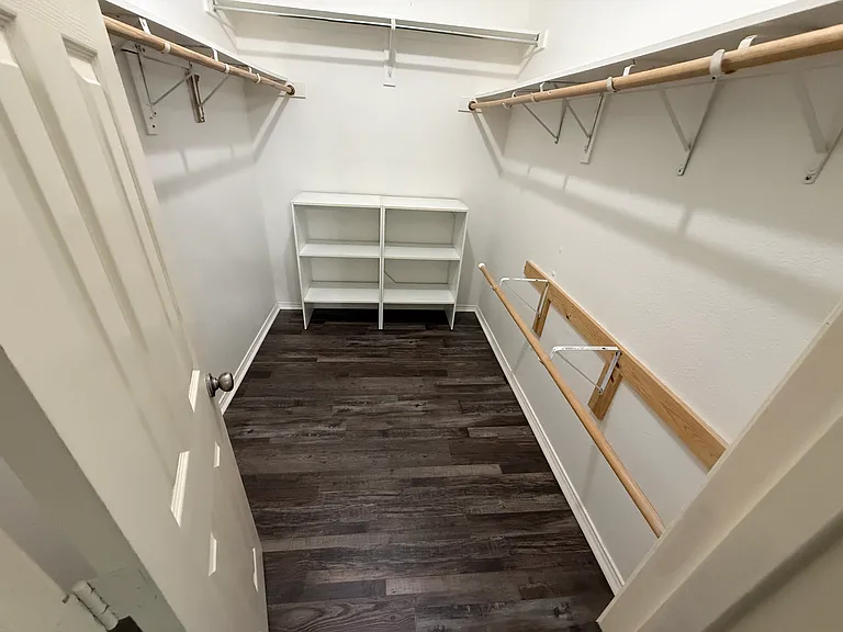 2417 Forest Creek Dr — Photo 10