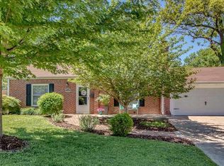 713 McLain Ln, Saint Louis, MO