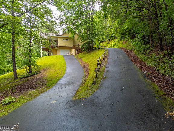 5th image of 55 Cool Spring Ln