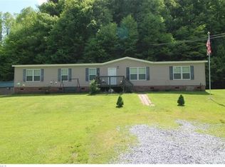 6189 Waterfalls Rd, Lenoir, NC 28645