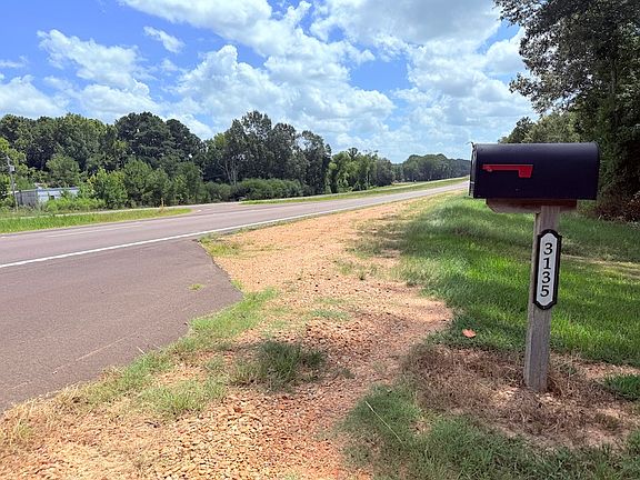 3rd image of 3135 Highway 84 W