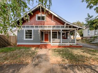 1121 Ferry St SW, Albany, OR 97321