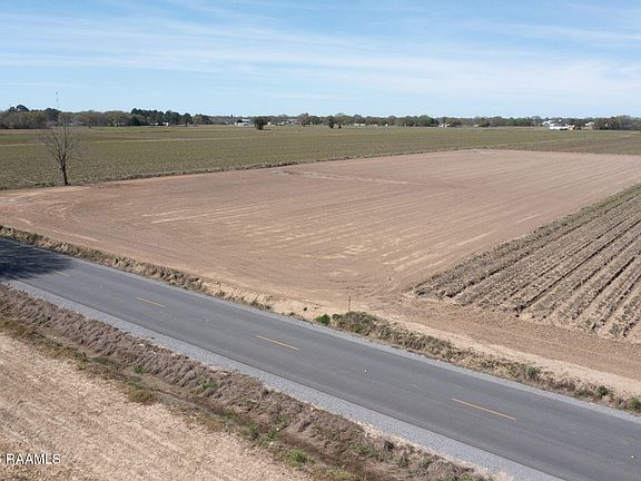 5th image of 2111 Labit Rd