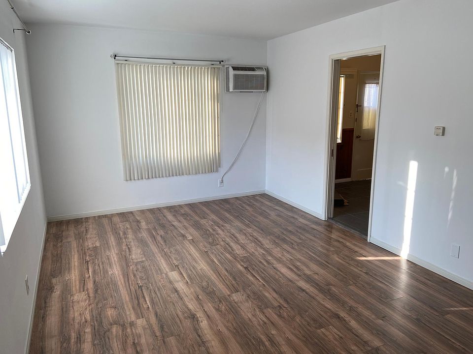1st image of 1035 Grover Ave APT B