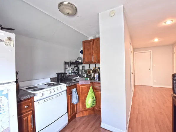 1229 East 37th Street image 15 of 23