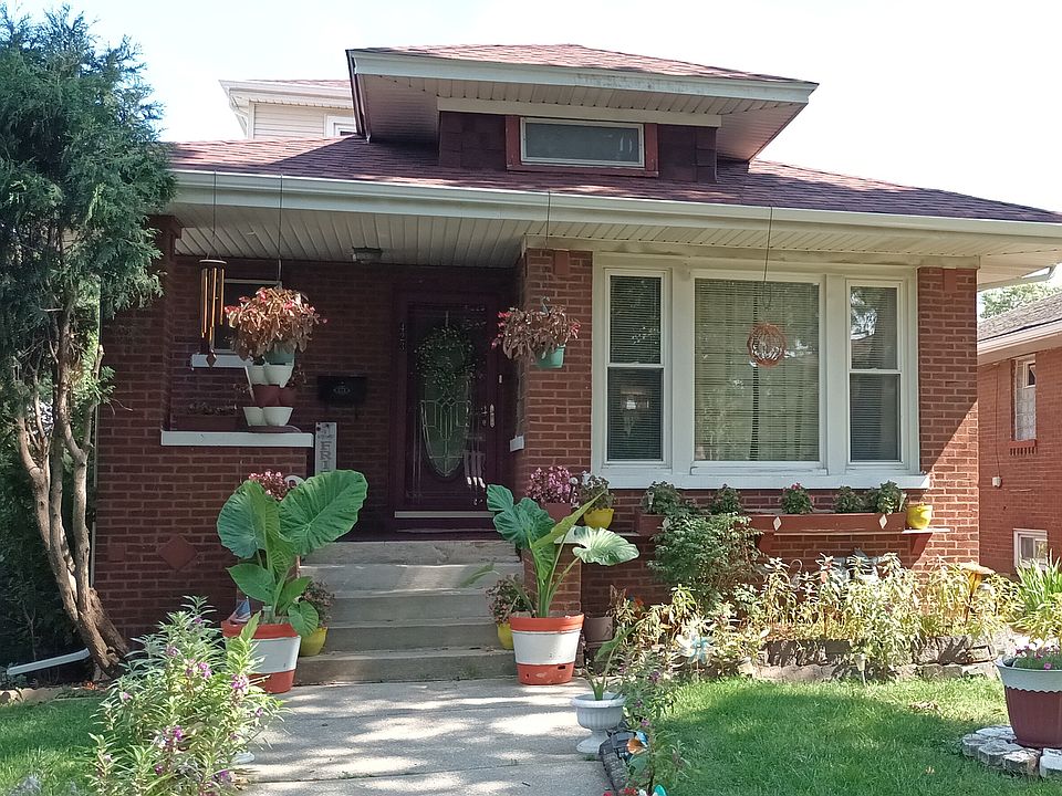 1st image of 423 S 15th Ave