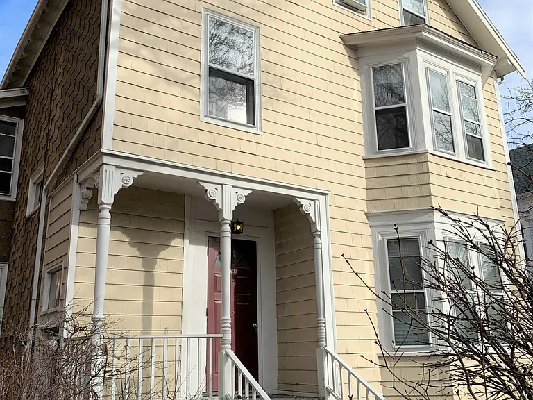 381 Harvard St #2 — Photo 10