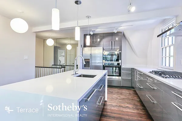 Rented by Terrace Sotheby's International Realty | media 32