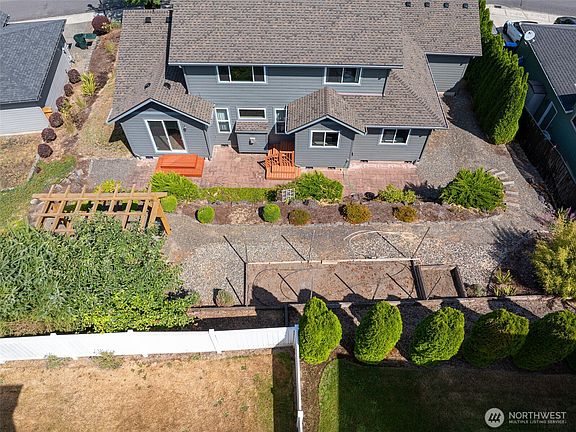 2nd image of 850 Waters Watch Road