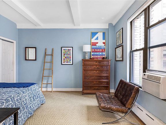4th image of 146 E 49th St APT 6B