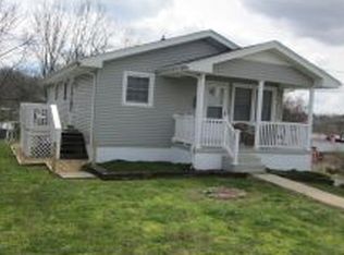 1105 Massachusetts Ave, Bristol, VA 24201