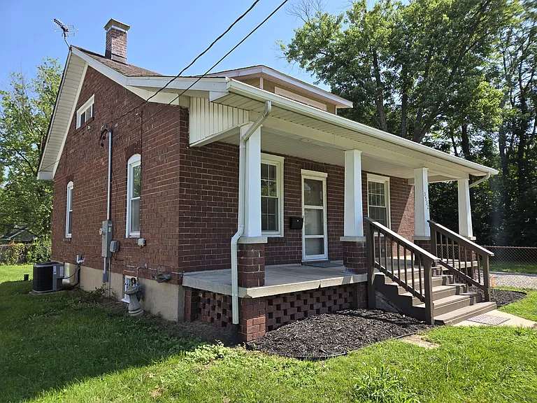 3532 Fullerton Ave — Photo 11