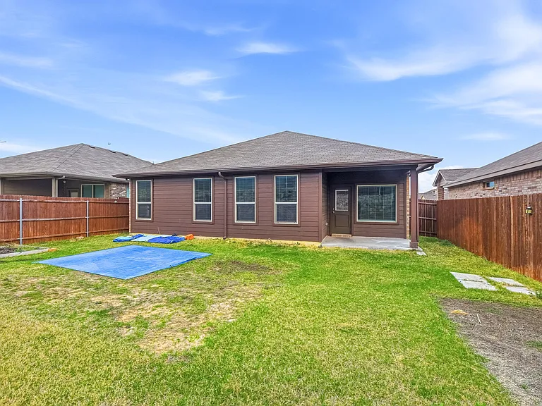 8520 Trickham Bnd — Photo 19