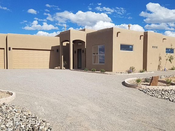 2nd image of 15 Norte Trail Ct