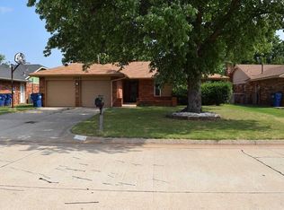 1043 W Johnathan Way, Mustang, OK 73064