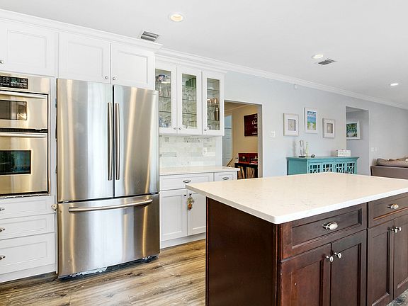 5th image of 6410 Old Medinah Cir