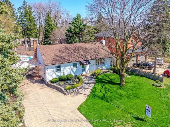 3 Fulham St, Toronto, ON M1S 2A3