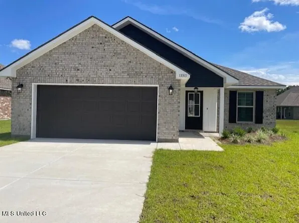 13315 Southern Pine St, Gulfport, MS 39503