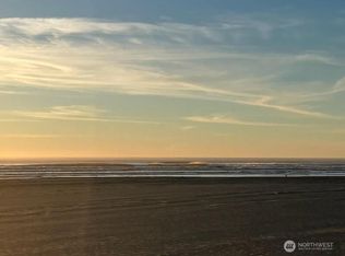 12 Chabot Rd, Copalis Beach, WA 98535