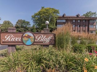 N84W15750 Ridge Rd, Menomonee falls, WI 53051