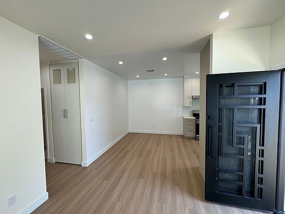 5th image of 745 Dale Ave #A