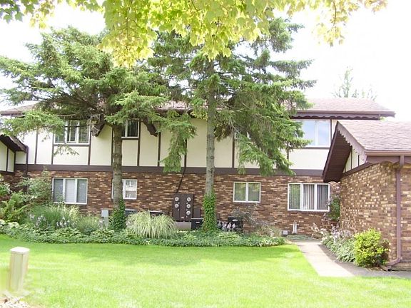 2nd image of 5430 Country Aire Dr #3