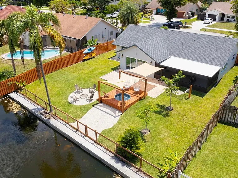 3026 Dunlin Rd — Photo 39