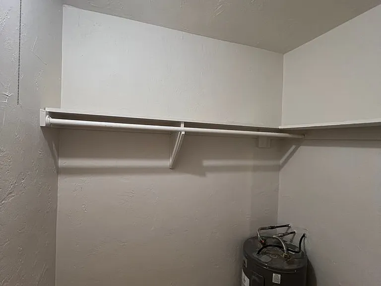 381 Sharar Ave — Photo 5