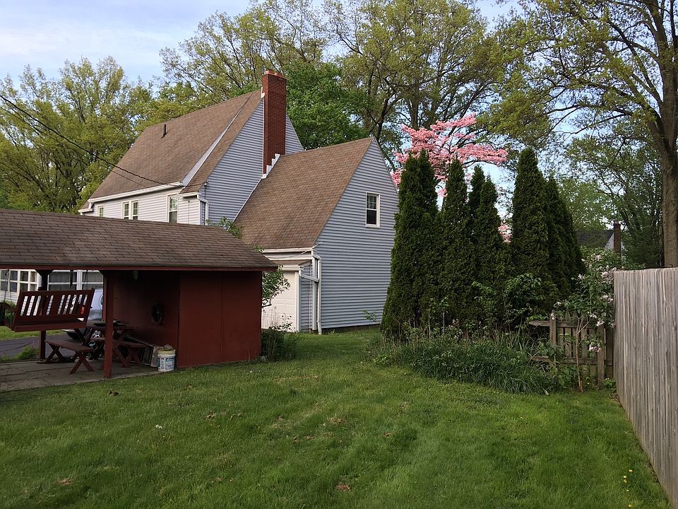 1st image of 456 Greenwood Ave