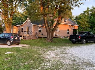 18596 Carrico Rd, Kane, IL 62054