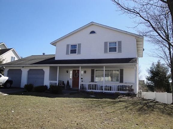 2nd image of 442 Echo Ln