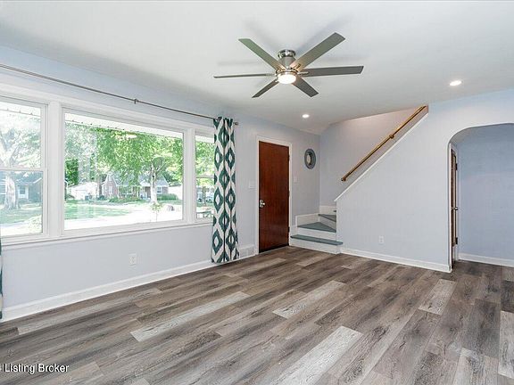3rd image of 2825 Yorkshire Blvd