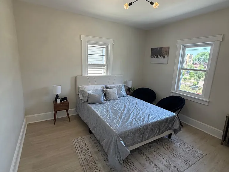 204 Pine St #1A — Photo 11
