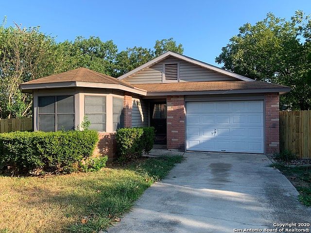 1st image of 3621 Candlerock Cir