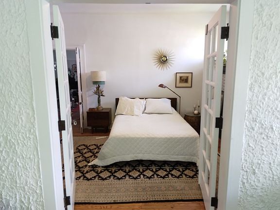 5th image of 421 N Oak Park Ave