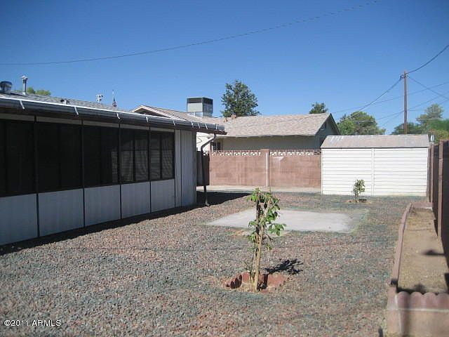 1st image of 3920 W Glendale Ave